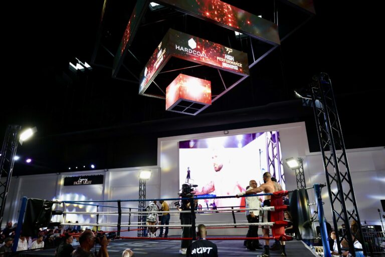 Gala de bowe au white